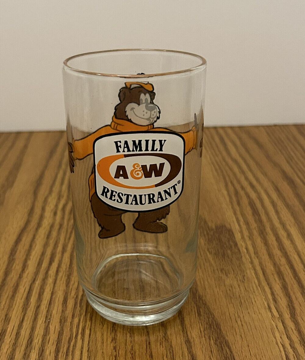 Vintage A&W Family Restaurant Bear Hug Root Beer Glass Tumbler